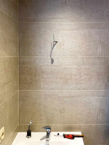 近代的なシャワールームの改装 — ストック写真
