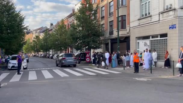 Muslim People Walking Streets Bruxelles Eid Adha Celebration — Wideo stockowe