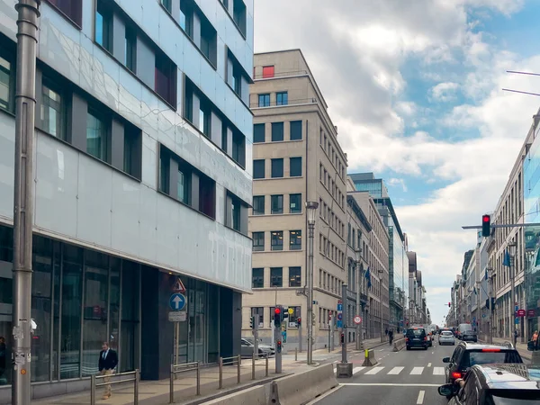 Peu Voitures Sont Arrêtées Feu Rouge Bruxelles — Photo