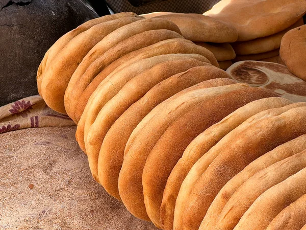 Fila Pane Marocchino Nel Bagagliaio Auto Consegna — Foto Stock