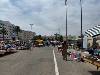 Fas 'ta ikinci el giysi pazarı