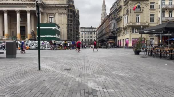 People Walking Bruxelles — Stock video