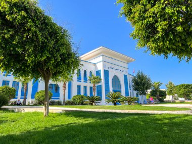 Fnideq 'teki sosyal sağlık merkezi binası.