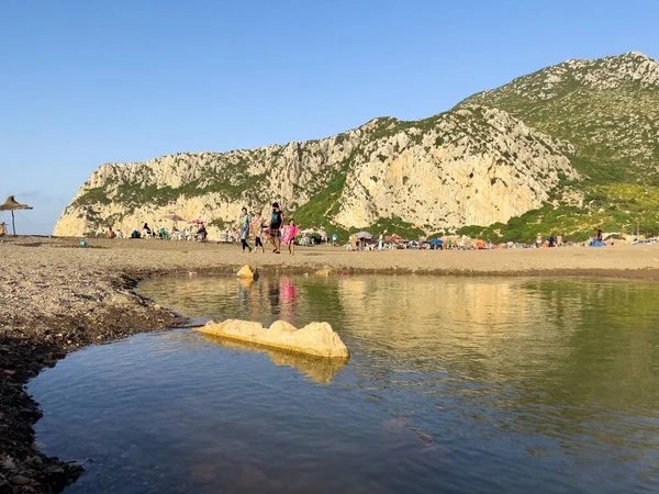 Group People Enjoying Summer Holiday Beach — Stok fotoğraf