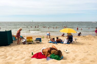 Crowd of people enjoying their summer on Knokke beach
