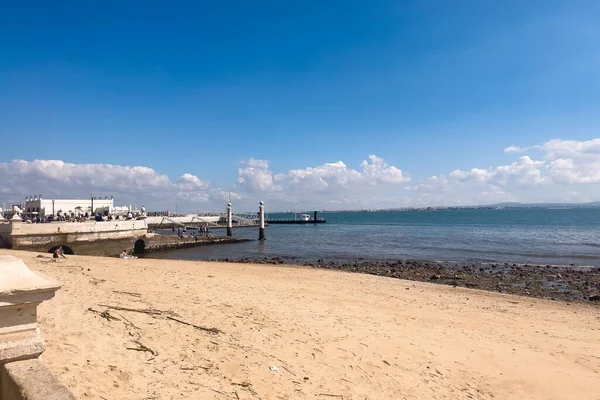 Una Playa Vacía Lisboa Portugal —  Fotos de Stock