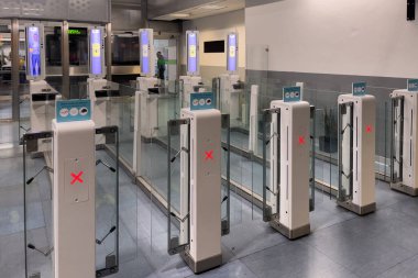 Lizbon uluslararası havaalanında otomatik erişim kontrolü