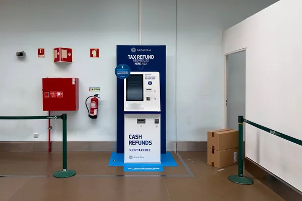 Máquina Automatizada Devolución Impuestos Aeropuerto Lisboa —  Fotos de Stock