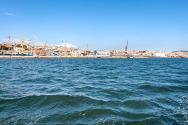 Lizbon üzerinde bir tur vapurundan görüntüler