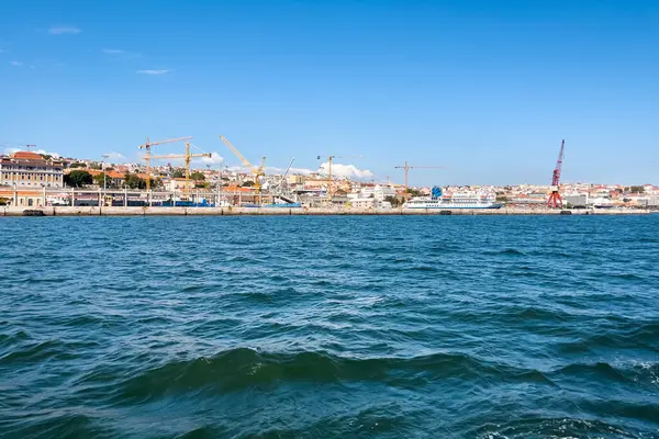 Vista Ferryboat Passeio Sobre Cidade Lisboa — Fotografia de Stock