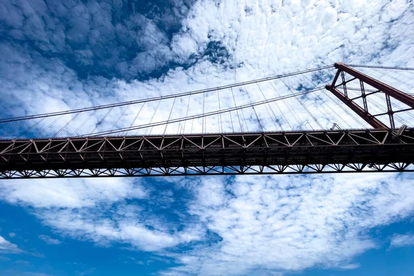 Brug Van April Lissabon — Stockfoto