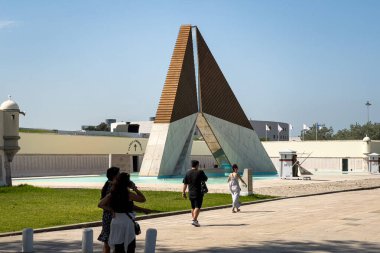 Lizbon 'daki Denizaşırı Savaşçılar Anıtı