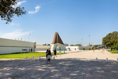 Lizbon 'daki Denizaşırı Savaşçılar Anıtı