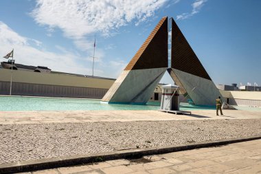 Lizbon 'daki Denizaşırı Savaşçılar Anıtı