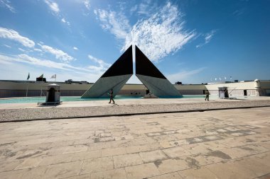 Lizbon 'daki Denizaşırı Savaşçılar Anıtı