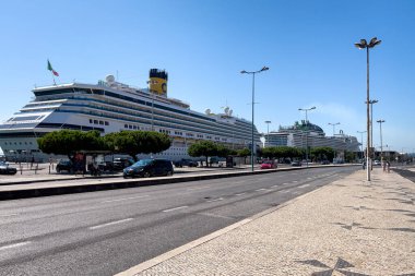 Aida Stella gemisi Lizbon gemi terminaline yanaştı.