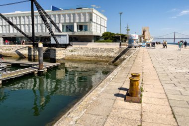 Lizbon 'da Doca do Bom Sucesso' nun boş iskelesi