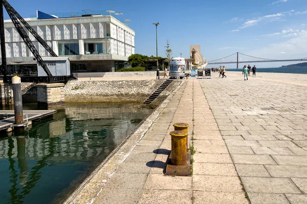 Muelle Vacío Doca Bom Sucesso Lisboa —  Fotos de Stock