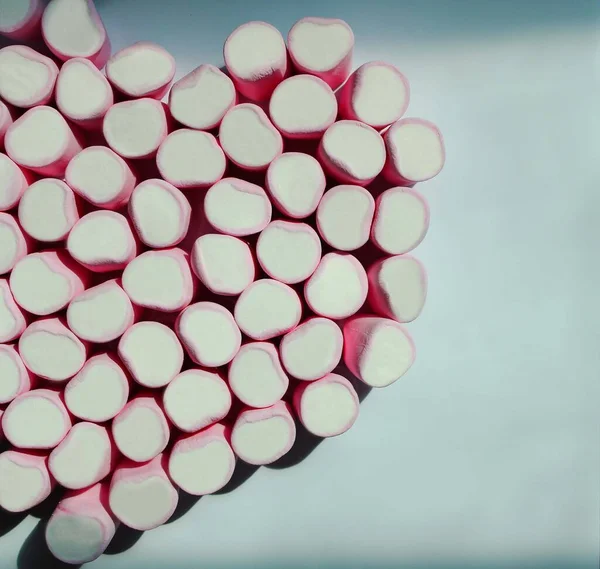 Fundo Textura Linhas Marshmallows Rosa Branco Forma Coração Espaço Para — Fotografia de Stock