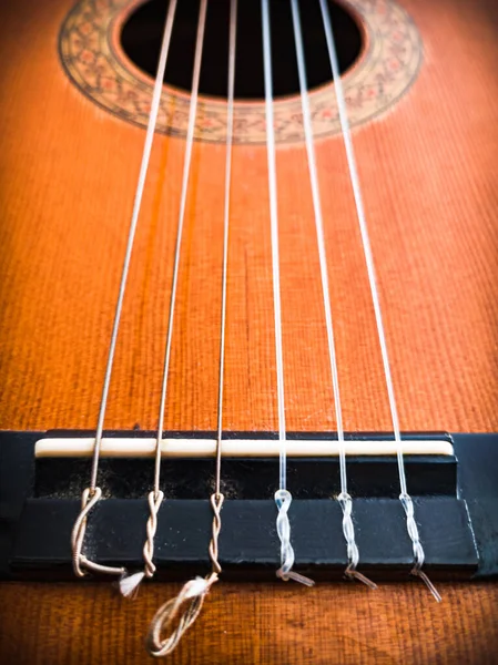 Parte Una Guitarra Acustica Diapason Guitarra Con Cuerdas Sobre Fondo — Stockfoto