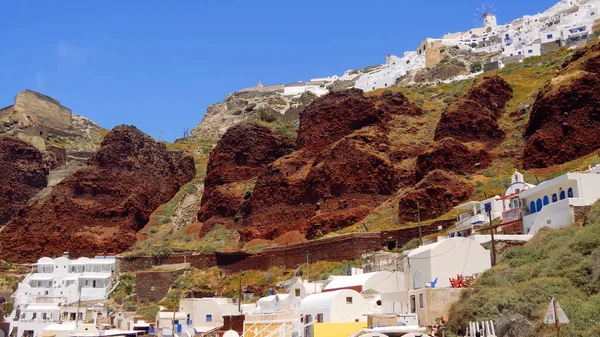 Santorini, Yunanistan 'daki kutsal kalp şehrinin manzarası.