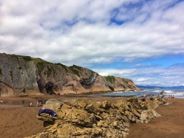 Deniz kıyısının güzel manzarası