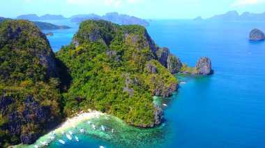 Deniz, mavi gökyüzü ve bulutlar, koh adası, Tayland