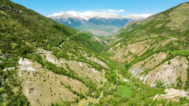 Dağların güzel manzarası