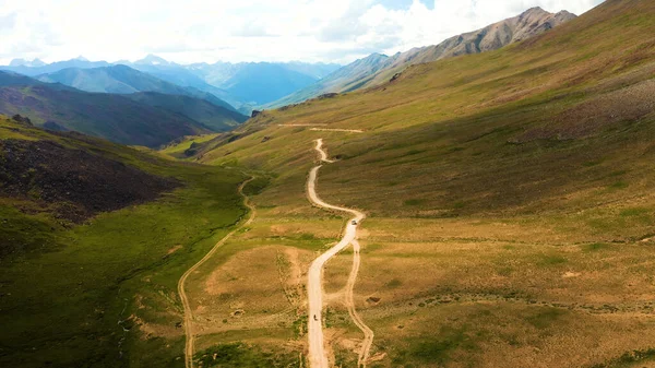 Dağların güzel manzarası