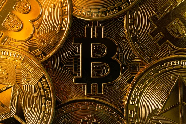 Χρυσό Bitcoin Συμβολική Bitcoin Σύμβολο Ψηφιακό Νόμισμα Κρυπτονόμισμα — Φωτογραφία Αρχείου