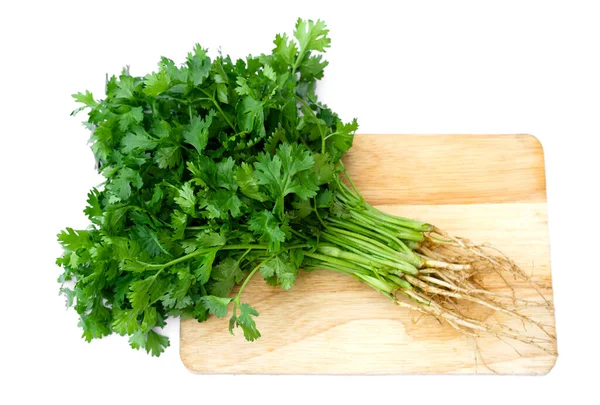 Φρέσκα Λαχανικά Κόλιανδρου Λευκό Φόντο Έννοια Βιολογικό Φυτικό Συστατικό Τροφίμων — Φωτογραφία Αρχείου