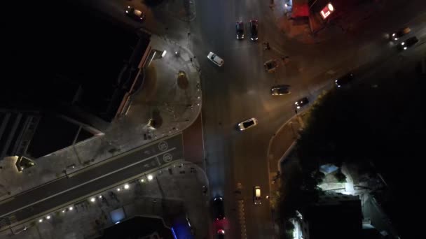 Buenas Noches Nicosia Ciudad Hace Tráfico Vista Superior Ciudad Nocturna — Vídeos de Stock