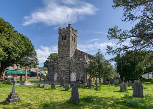 Coniston, Royaume-Uni - 21 avril 2022 : Église Saint Andrews — Photo