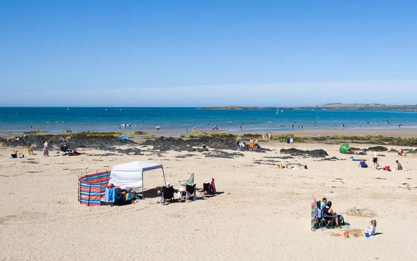Rhosneigr Beach Popular Holiday Destination Families Exploring Anglesey North Wales — Stock Photo, Image