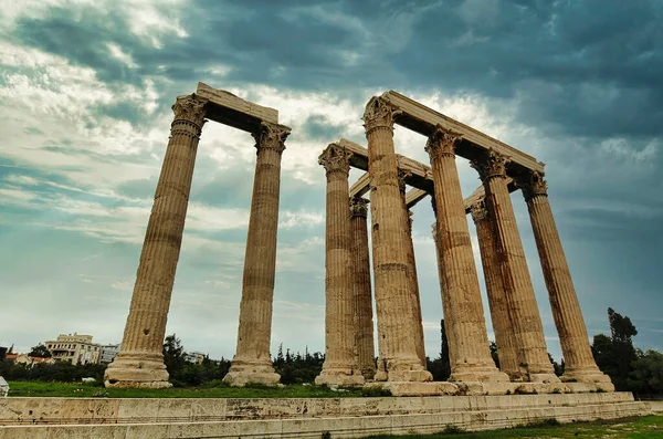 Temple of Olympian Zeus, Athens, Greece — стоковое фото