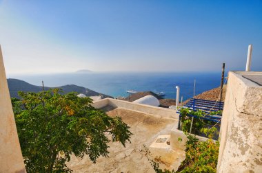 Panoramik Anafi Adası Yunanistan Chora Köyü.