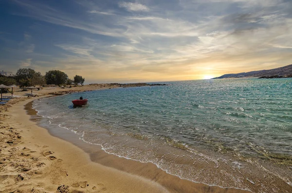 希腊，Cyclades，Ios岛上美丽的海滩和风景 免版税图库照片