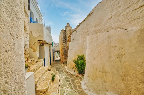 卡斯特罗或卡斯特罗是霍拉镇最古老的部分在Folegandros岛 希腊Cyclades 图库照片
