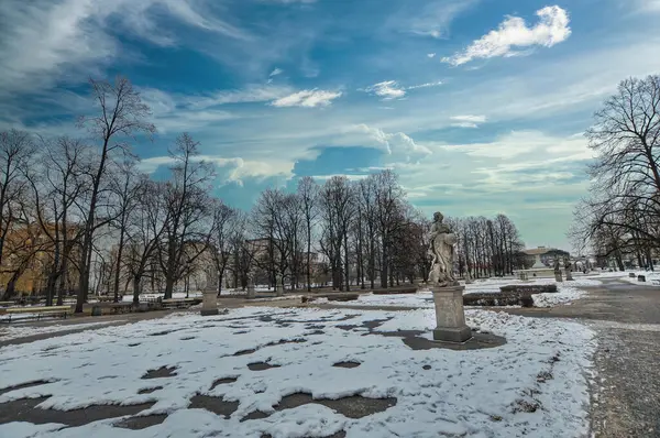 Parque Jardín Varsovia Polonia Con Nieve Durante Invierno — Foto de Stock