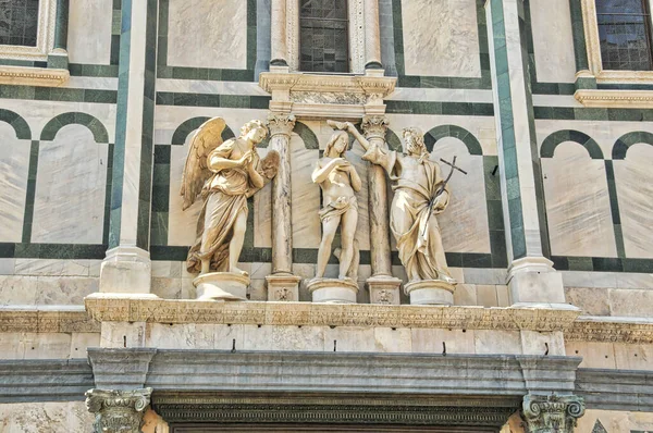 意大利佛罗伦萨Santa Maria Del Fiore和Piazza Duomo主教座堂 — 图库照片