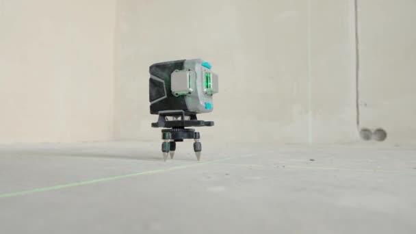 Laser Level Construction Finishing Work Room Laser Building Level Green — 비디오