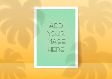 Model A4. Kağıt çarşaf. Gölgeler ışık arkaplanı üzerindeki yaprak ve pencere ışığı efektlerini örtüyor