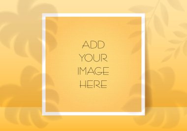 Açık sarı arkaplan üzerinde gerçekçi gölgeler barındıran yeşil kare kağıt maketi. Tropik bir bitkinin vektör gölgesi. Broşür, poster, antet, sosyal medya paylaşımı