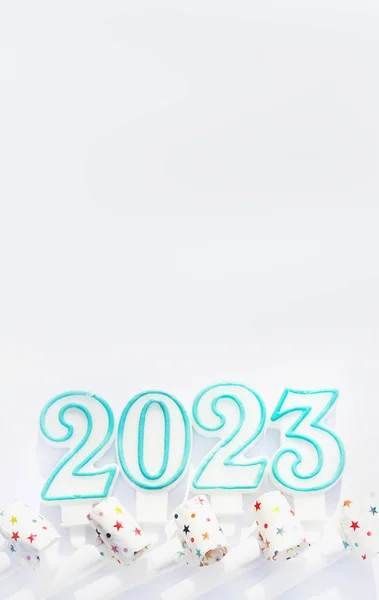 Uroczyste Rury Numery 2023 Świec Białym Tle Nowy Rok Pocztówka — Zdjęcie stockowe
