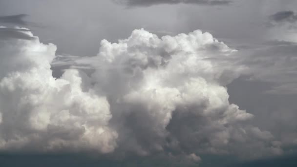 7680X4320 Movimentos Nuvens Antes Tempestão Mistura Variável Nuvens Escuras Time — Vídeo de Stock