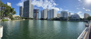 Gökdelenler ve doğa