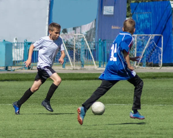 Fútbol Infantil Fútbol Activo Para Niñas Niños Competición Hermosos Momentos — Foto de Stock