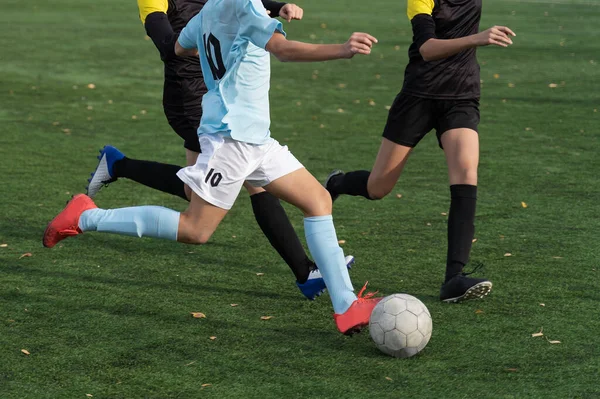 Kindervoetbal Actief Voetbal Voor Meisjes Jongens Competitie Mooie Dynamische Momenten — Stockfoto