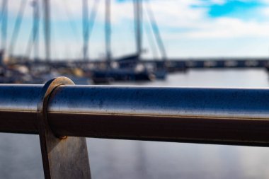 Marina Shalow tarlasının derinliği