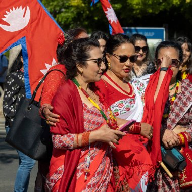 Davis, CA - 24 Nisan 2022. Kaliforniya Üniversitesi 'ndeki piknik günü geçit töreni, koronavirüs salgınından dolayı iki yıllık latus salgınından sonra geri döndü.